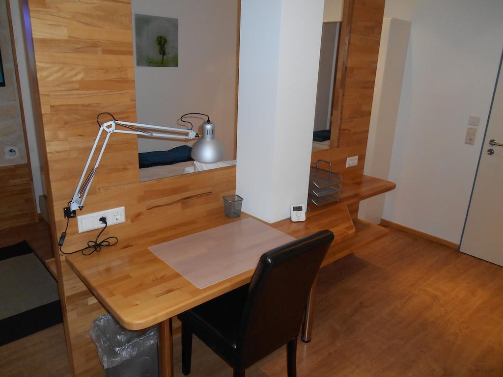 Warum Ins Hotel Neckarsulm Bagian luar foto