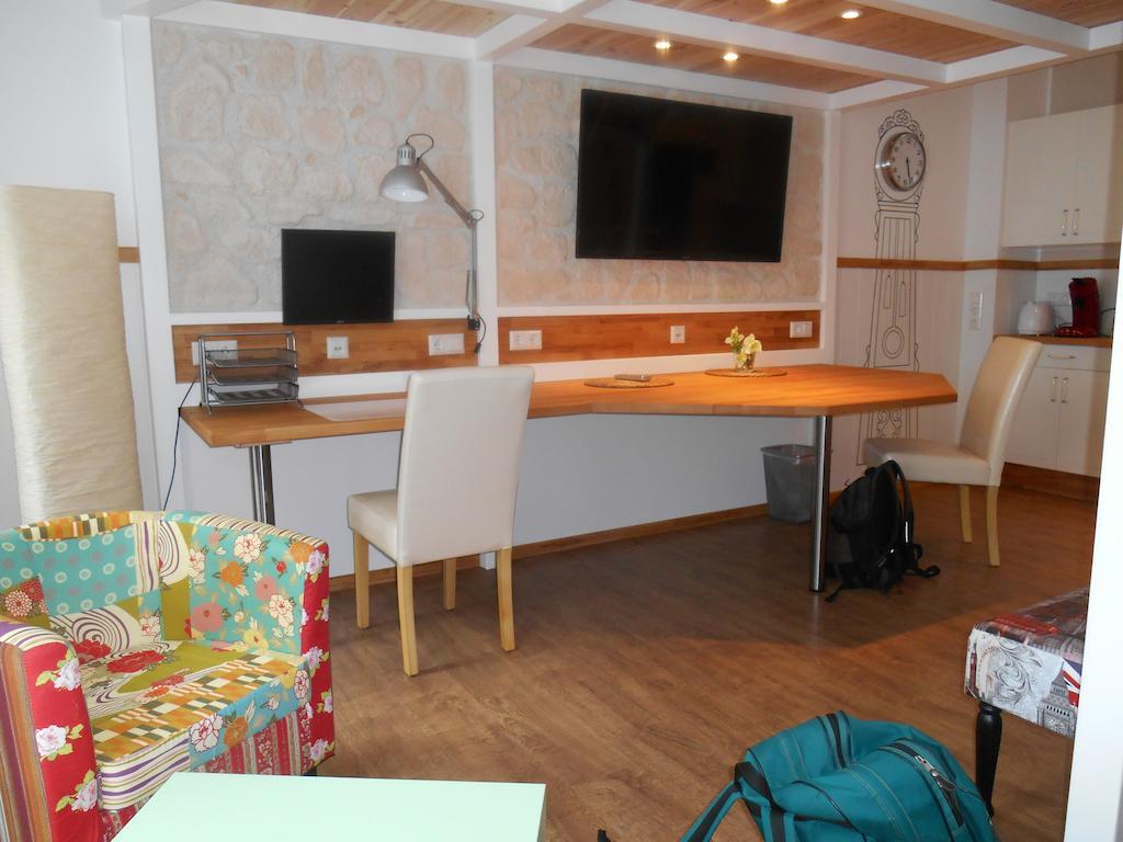 Warum Ins Hotel Neckarsulm Bagian luar foto